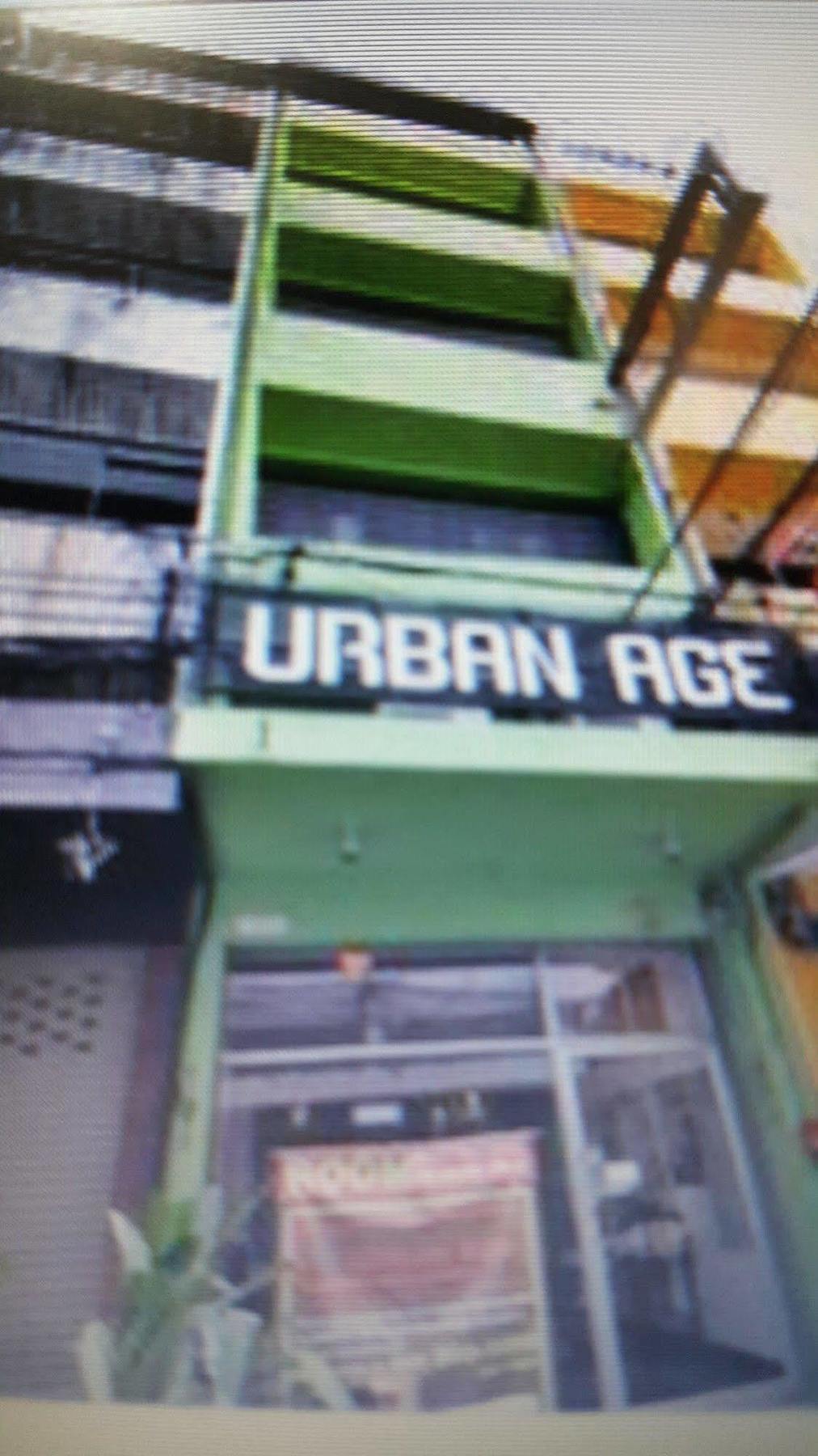 The Urban Age Hostel Bangkok Buitenkant foto